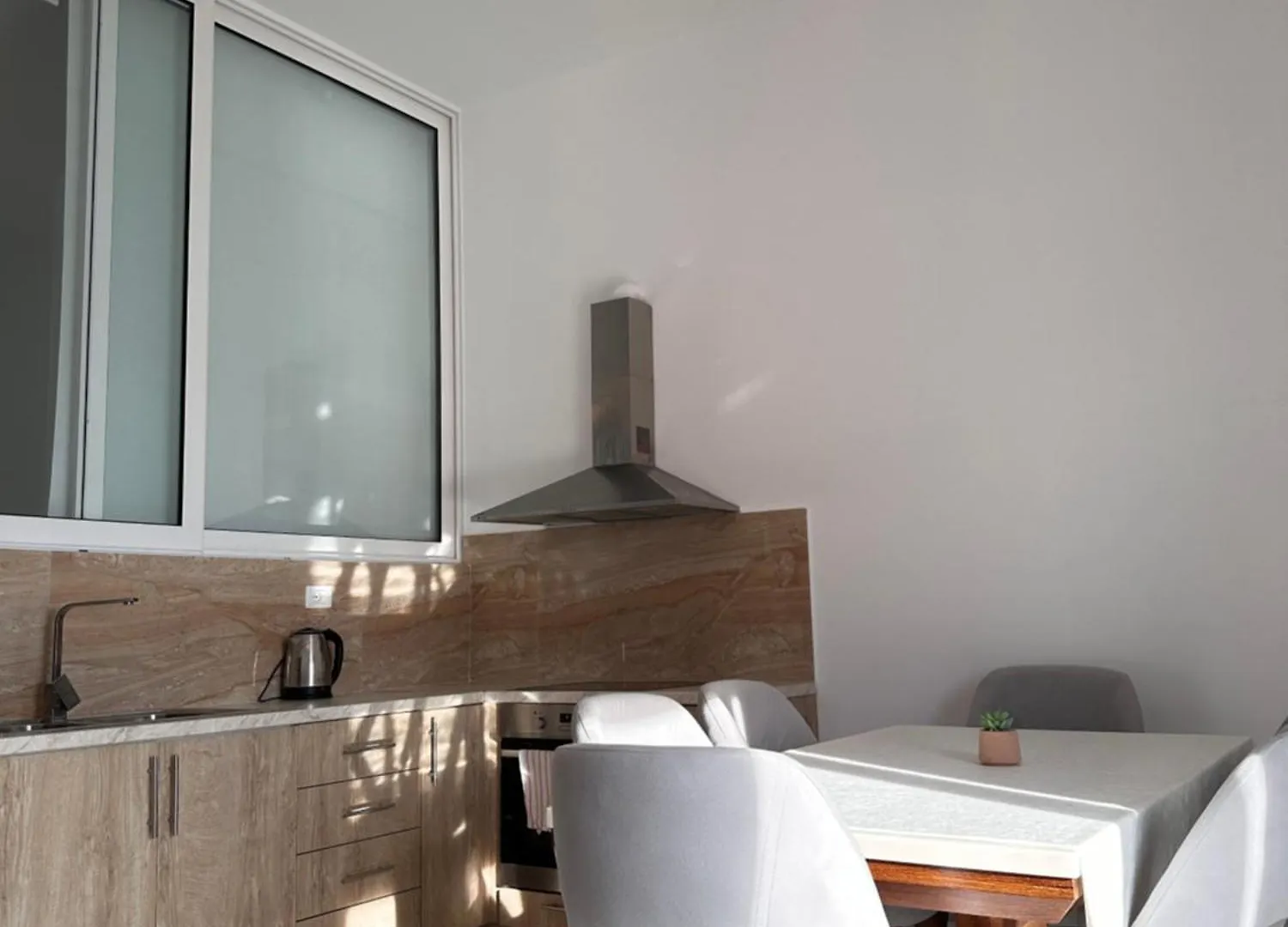 The Hill Sea View Apartment Sarandë