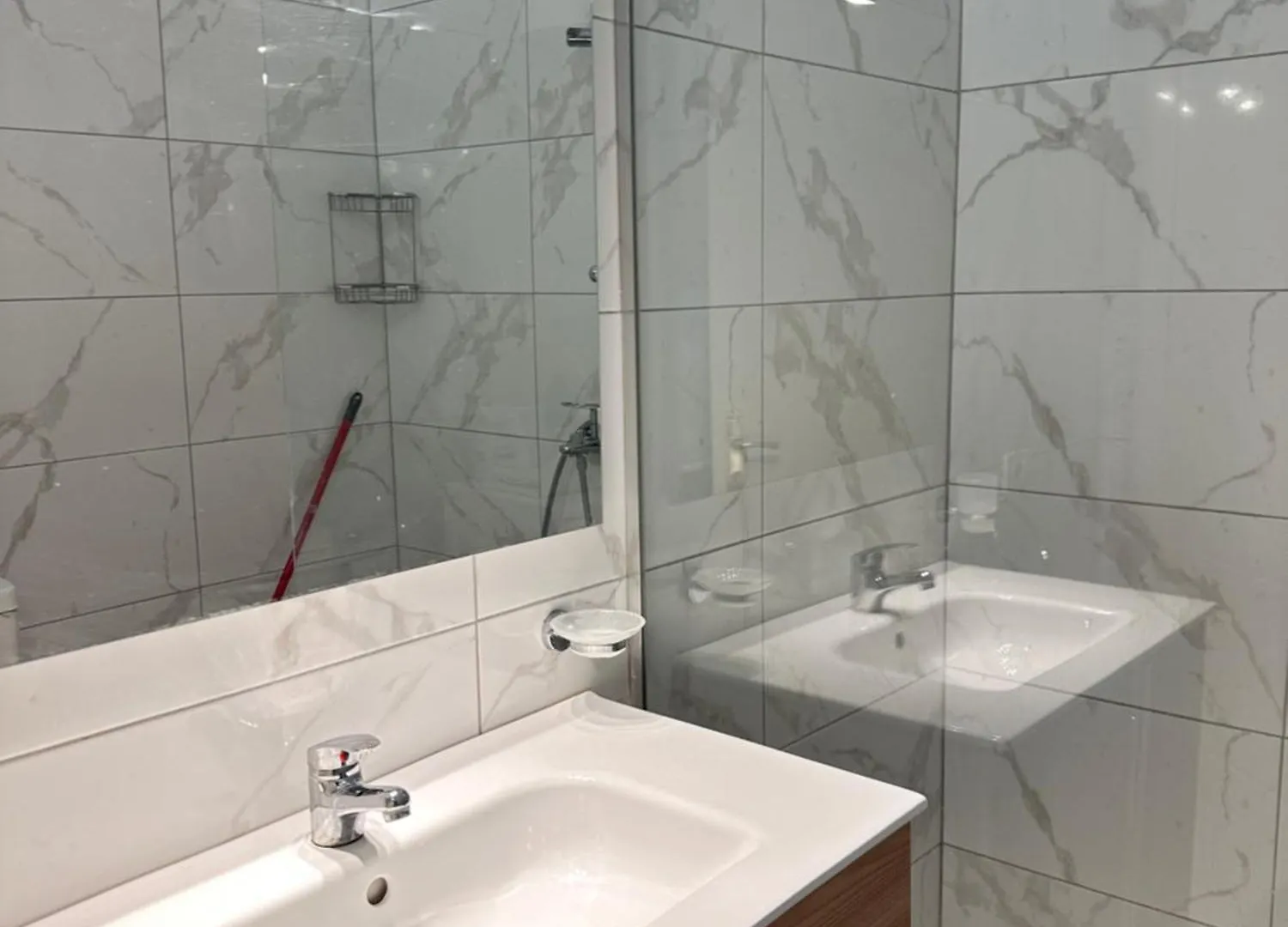The Hill Sea View Apartment Sarandë 0*,  アルバニア